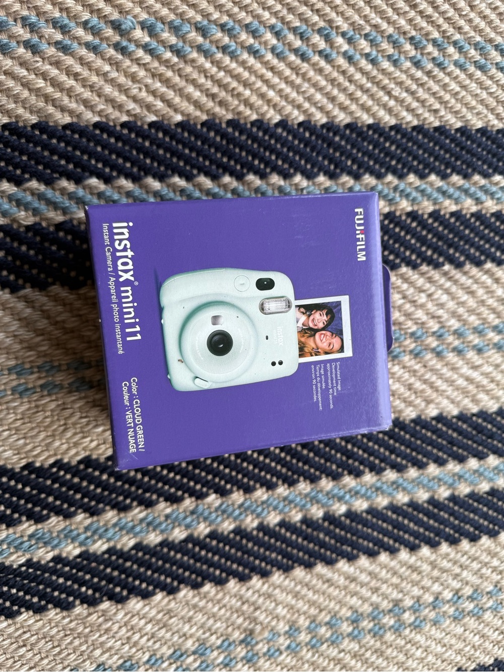 Fujifilm instax mini 11 Instant Camera Box in Purple